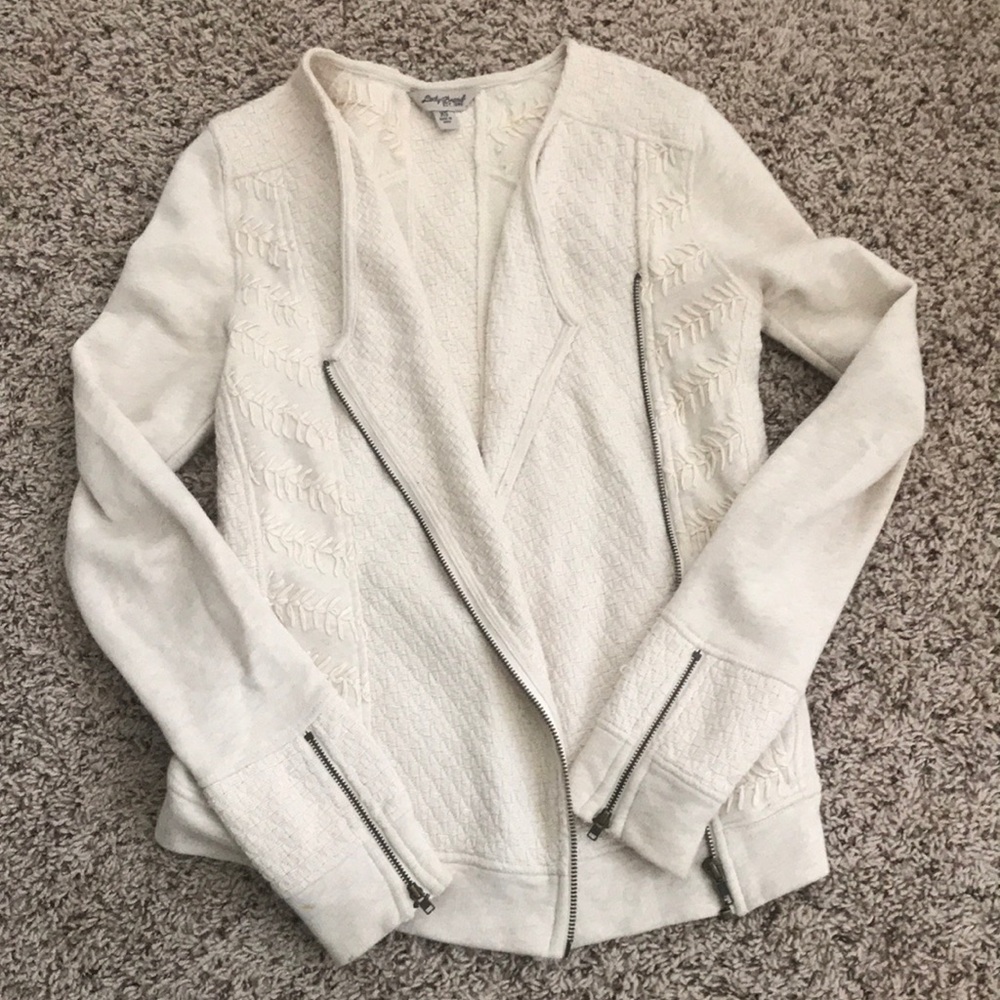 Lucky brand sweater